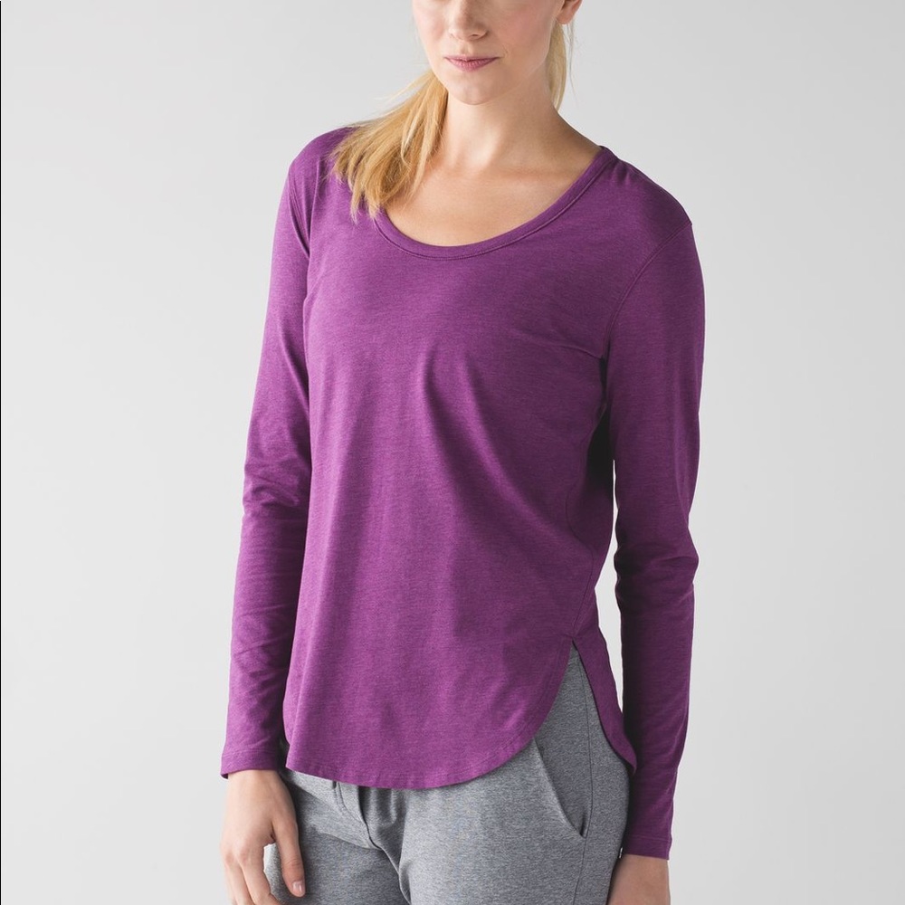 Lululemon love scoop long sleeved shirt